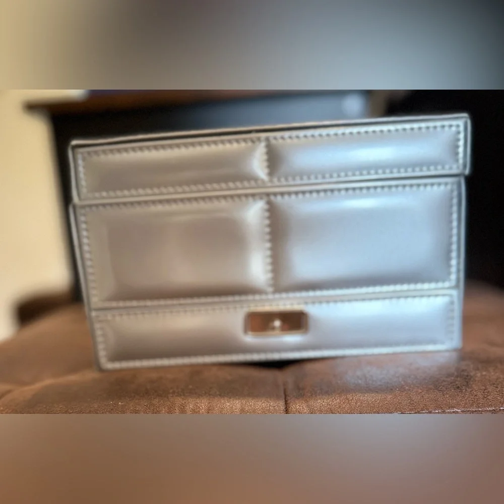 Silver Quilted Beauty Organizer